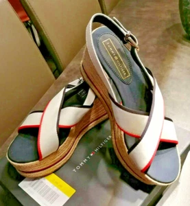 Tommy Hilfiger Damen Sandale Absatzschuhe Gr. 39 Neu! - Bild 1 von 9