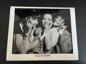 SALT - N - PEPA - CHART TOPPING BAND - UNSIGNED PROMO PHOTO - Picture 1 of 1