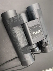 Zeiss 8x20 Compact Pocket Binoculars Telescopes optical equipment Monoculars - Picture 1 of 6