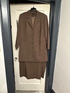 Lane Bryant Women’s Brown Lined Pockets 2 Piece Skirt Jacket Suit Size 26/28 - Picture 1 of 13