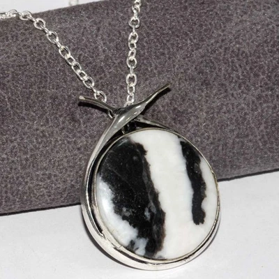 Outstanding White Buffalo Turquoise Round Necklace 18" GW - Image 1 of 3