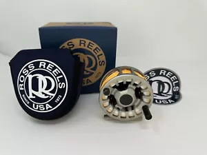 Carrete Ross F1 Series 1.5 Acabado Guía Plateado con 4 wt. Estuche blando de papeleo Line Box - Imagen 1 de 14