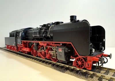 ROCO 79019 DIGITAL SOUND AC - locomotive vapeur BR 23 002 ép.III de la DB en HO - Photo 1/4