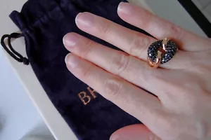 BRONZO ITALIA BLACK SPINEL KNOT RING 18CT ROSE GOLD OVER BRONZE SIZE N USA 7 QVC - Picture 1 of 2