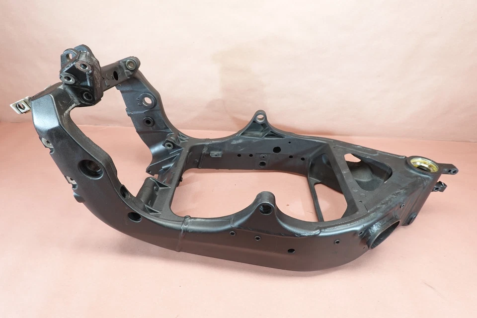 Chasis de cuadro principal Yamaha YZF R1 2004-2006 (WA BOS) Foto 1 de 4