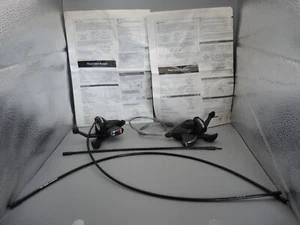 SHIMANO ALIVIO 3x8 VELOCIDADES POD CAMBIOS 2001 - NUEVO STOCK ANTIGUO INCLUYE CABLES - Imagen 1 de 17