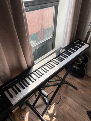 M-Audio Keystation 88 MK3 88-Key MIDI Controller - Black (FREE PEDAL AND STAND) - Image 1 of 4