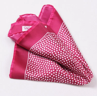 Novo CESARE ATTOLINI NAPOLI Framboesa Estampa de Ponto Vermelho-Branco Bolso de Seda Quadrado - Imagem 1 de 4