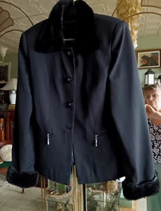 Eleganter Blazer Schwarz Kunstfellbesatz 38 - Bild 1 von 2
