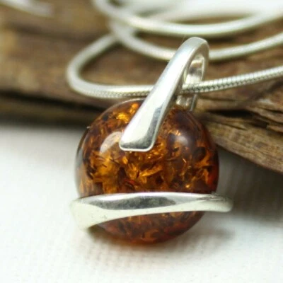 NATURAL BALTIC AMBER JEWELLERY STERLING SILVER 925 PENDANT & NECKLACE Certified - Image 1 of 4