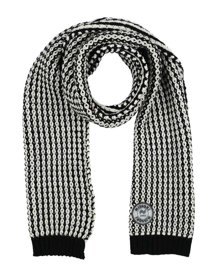 NUEVO CON ETIQUETAS NUEVO Missoni Italia Mujer Lana Bufanda Negro Blanco Logo Detalle $730 Foto 1 de 1