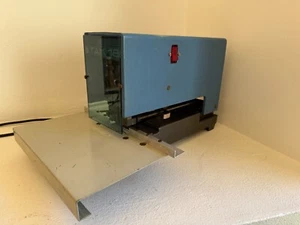 NAGEL TAK 18 - Elektrische Heftmaschine - Picture 1 of 7