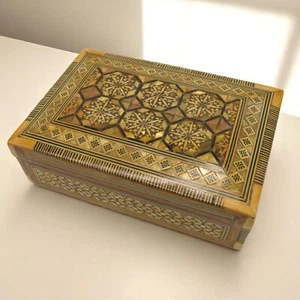 Vintage Box Handmade Khatam Marquetry Geometric Design Interiors Storage Boxes - Picture 1 of 12