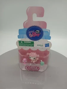 Littlest Pet Shop Cutest Pets Pink Poodle #2563 LPS Hasbro 2011 #37839 NIP - Picture 1 of 4