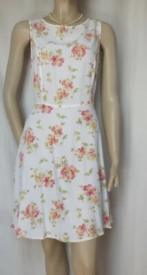 Laura Ashley Sommerkleid 38 40 Blumen weiß rosa Viskose Hochzeit vintage geblümt - Bild 1 von 4