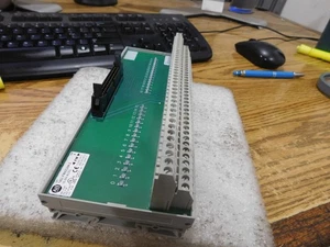 Allen-Bradley Cat. #: 1492-IFM40D24A-2 Terminal Interface . Unused. No Box - Picture 1 of 3