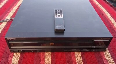 Sony CDP-C500 Compact Disc Player 5 Disc CD Changer w/Remote FOR PARTS - Image 1 of 4
