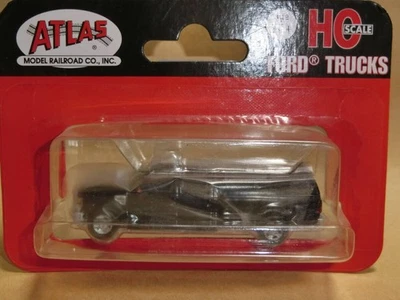 *Near Mint* ATLAS 1/87 (HO size) FORD F-350 Black w/Cap Ford *1 piece* - Image 1 of 4
