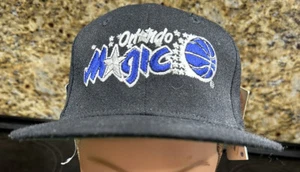 Sombrero Mágico de las Finales de la NBA 1995 Orlando Talla 6 5/8-7 1/8 Talla 1 Marca de Inicio Nuevo con Etiquetas - Imagen 1 de 8