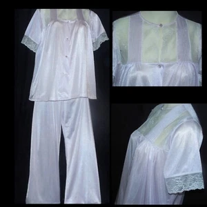 VTG SEARS M BUST 44 LONG LAVENDER NYLON & LACE PAJAMAS PJ'S SET TOP & PANTS USA - Picture 1 of 12