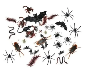 40 Pieces Plastic Realistic Insects/Bugs - Fake Mice, Cockroaches, Spiders, - Picture 1 of 8