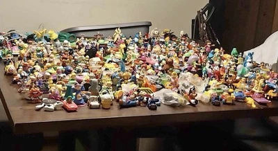 Огромный винтажный 80-х 90-х McDonalds Happy Meal игрушка лот 350 + изделия Disney Looney Tunes - Изображение 1 из 4