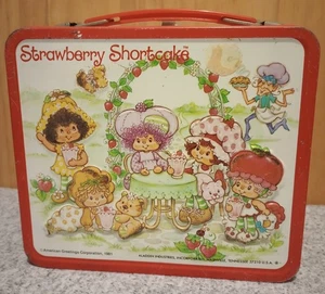 1981 STRAWBERRY SHORTCAKE Metal Lunchbox - Vintage American Greetings w/ Thermos - Picture 1 of 12