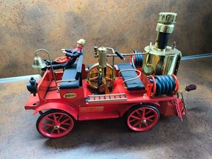 Wilesco d305 Feuerwehr Dampfmaschine - Bild 1 von 6