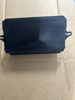 Airbag de rodilla Nissan Rogue Drive 2021-2022-2023 OEM Foto 1 de 2