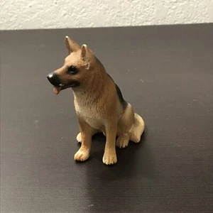 Schleich Rüde sitzender Deutscher Schäferhund - Bild 1 von 9