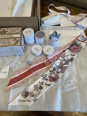 Accesorios para cabello belleza Dior GWP Foto 1 de 4
