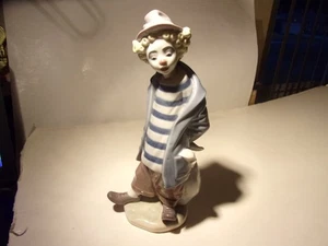 Figura LLadro de porcelana de colección - Little Traveler - #7602 - EXCELENTE - $10 s/h - Imagen 1 de 5