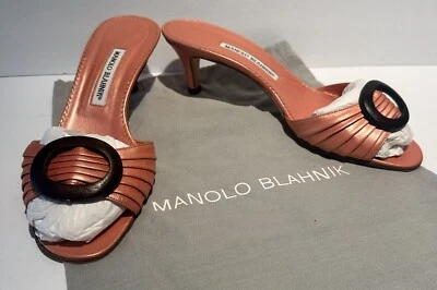 MANOLO BLAHNIK Coral Pink Metallic Leather Mid High Heel Wood Buckle Shoes Bag - Image 1 of 4