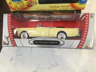 Road Signature 1:18 1953 Packard Caribbean Convertible - #92798 - Image 1 of 3