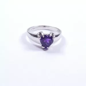 Amethyst Diamond ring 9 carat white gold heart shaped solitaire - Picture 1 of 6