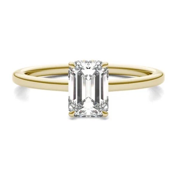 NUEVO Anillo de Compromiso Charles & Colvard Solitario Diamante Esmeralda Banda Oro Amarillo Foto 1 de 4