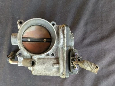 Conjunto de válvula de carrocería del acelerador Lexus GS300 2006 22030-31020 Foto 1 de 4