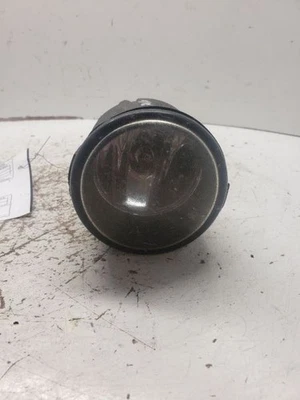 Luz de canto/parque parachoque de direção em neblina Hatchback montado se encaixa 07-12 VERSA 1083903 - Imagem 1 de 4