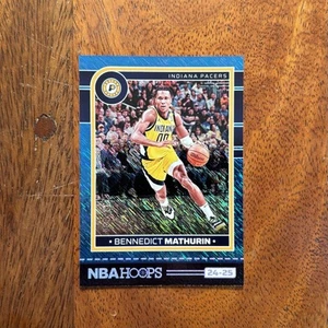 Bennedict Mathurin 2024-25 Panini NBA Hoops #56 Storm/299 - Indiana Pacers - Imagen 1 de 2
