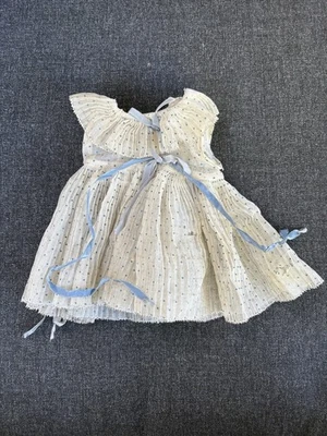 18” Ideal Shirley Temple. Imposition Doll Original Dress - Image 1 of 4