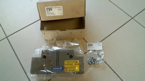 Schunk DPG + 160-2 Parallel Gripper 2 Finger Automation Universal Gripper Handling - Picture 1 of 9