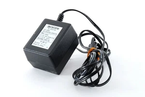 Adaptadores de CA DC9V 300mA Zoom AD-0006A USADOS en JAPÓN [Excelente+] #702811 - Imagen 1 de 10