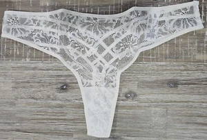 Hips & Curves By City Chic Ladies Eve Strappy Thong Underwear sizes 3X 4X Ivory - Picture 1 of 3