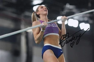 Athletics - Molly Caudery - Hand Signed 12x8 Inch Photograph - Pole Vault - COA - Picture 1 of 1
