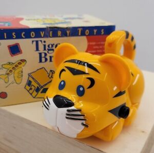 Vintage 1997 Discovery Toys 2450 Kids Growling Tiger Bright Flashlight Toy W Box