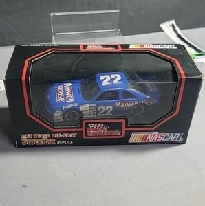 Nascar Racing Maxwell House #22 Stock Car 1:43 Scale Racing Champions Replica - Picture 1 of 6