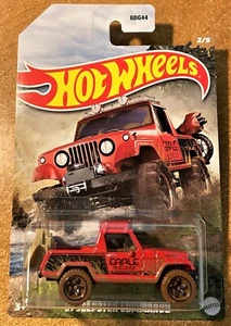 Hot Wheels 2022 - todo terreno - #2 67 Jeepster Comando rojo - Imagen 1 de 1