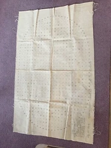 Vtg Lily Art 145-D Hooked Rug Fabric "Rambling Roses" 27" x 40" Oval FREE SHIP - Picture 1 of 8