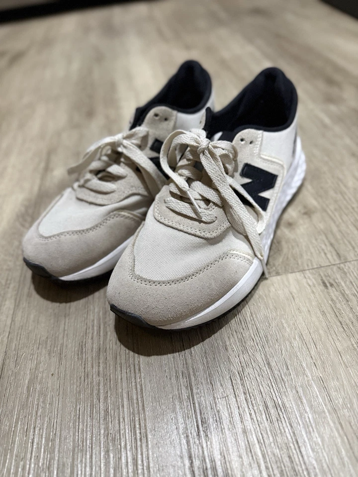 New Balance Black/Tan Women’s Athletic shoe Size 7 - Image 1 of 4