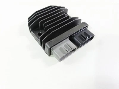 2022 杜卡迪街头霸王 V2 整流器电压调节器 540331A FH027AA — 第 1/4 张图片